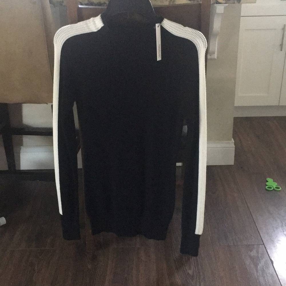 Women’s sweater